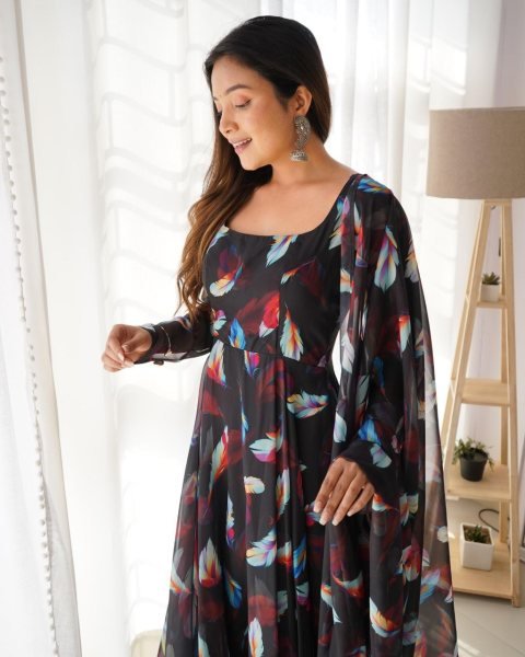 Black Anarkali Kurti With Digital Print 3 Piece Kurti Set