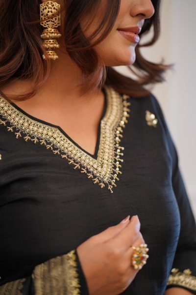 Black Chanderi Kurti Set with Embroidery and Jacquard Dupatta 3 Piece Kurti Set