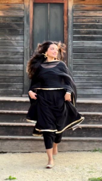 Black Color Faux Georgette Round Nack Gown With Dupatta Kurti With Dupatta Wholesale