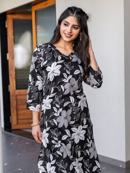 Black Cotton Blend Kurti Set Lightweight Wholesale Deal Kurti With Bottom Wholesale