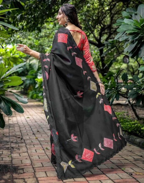 Black Cotton Printed Saree with Designer Blouse for Festive Wear Cotton Sarees Wholesale