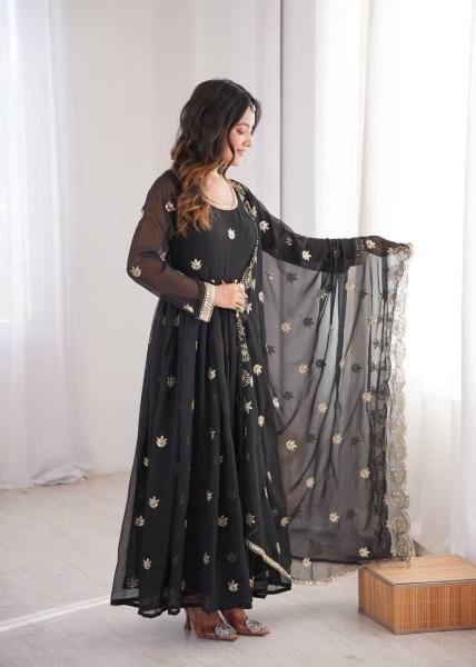 Black Georgette Sequence Embroidered Gown Set with Pant & Dupatta at Best Rates Anarkali Kurtis 