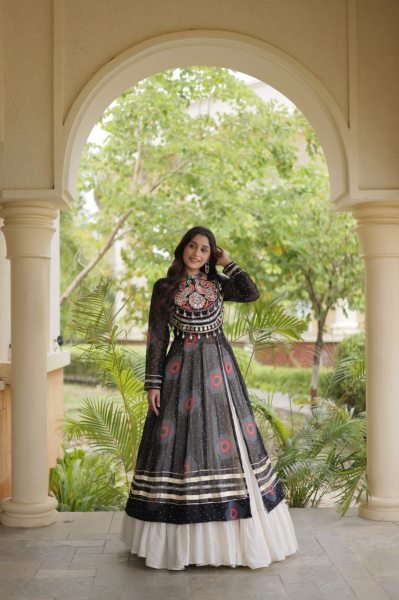 Black Kora Cotton Navratri Lehenga Kurti Set with Kutchi Patchwork at Wholesale Rate Navratri Lehnega Choli
