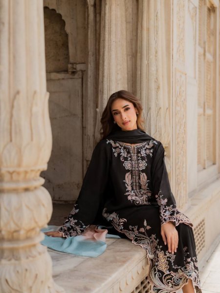 Black Satin Rayon Long Kaftan Set with Shaded Dupatta Gpu Lace Border Ready To Wear Collection