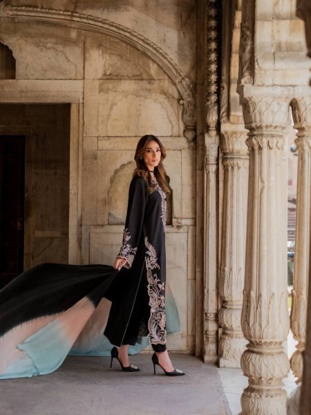 Black Satin Rayon Long Kaftan Set with Shaded Dupatta Gpu Lace Border Ready To Wear Collection