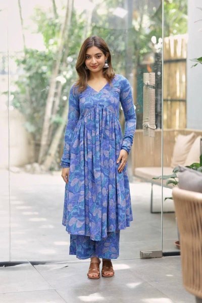 Blue Alia Cut Rayon Kurti with Pant Digital Print Co- ord Set for Daily Chic Look Kurti With Bottom Wholesale