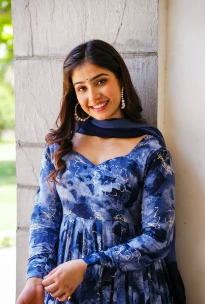 Blue Faux Georgette Gown Pant With Dupatta 3 Piece Kurti Set