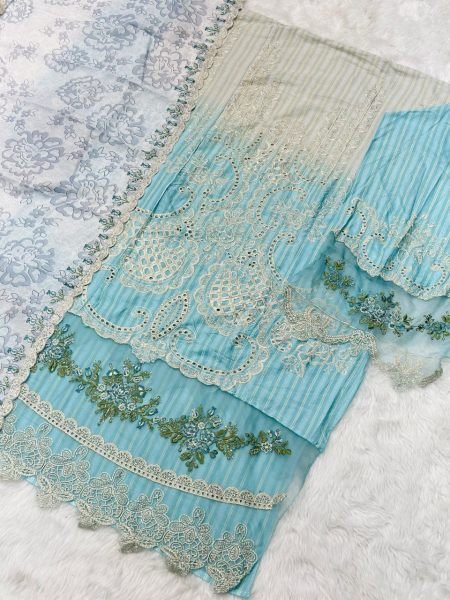 Blue Maria B Luxury Lawn Cotton Suit Embroidered Summer Collection for 2025 Pakistani Suits Wholesale