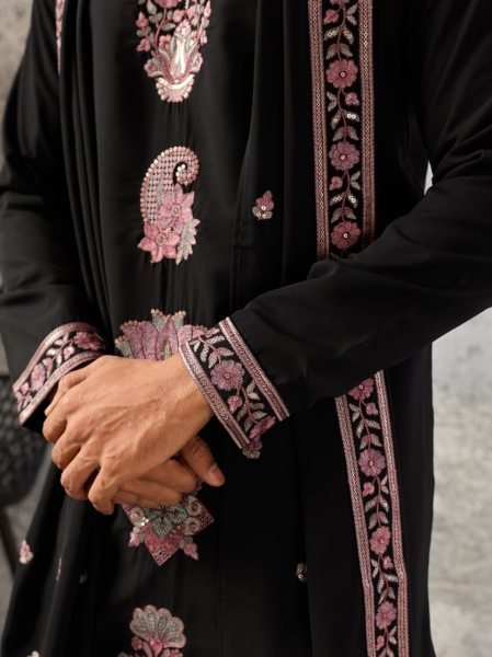 Bohemian Black Men's Japanese Kurta Dupatta Set with Sequins Work For Party Mens Short Kurta
