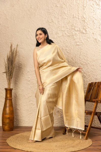 Bohemian Cream Soft Lichi Silk Saree with All Over Jacquard Weaving Work For Wedding Silk Sarees Wholesale