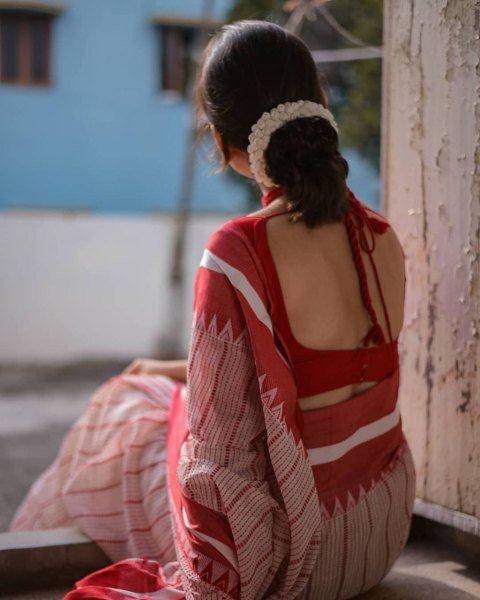 Bohemian Red Designer Linen Cotton Digital Print Saree with Matching Blouse Printed Cotton Sarees Wholesale