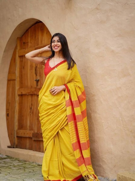 Bohemian Yellow Designer Linen Cotton Saree with Digital Print and Matching Blouse at Wholesale Rate Printed Cotton Sarees Wholesale