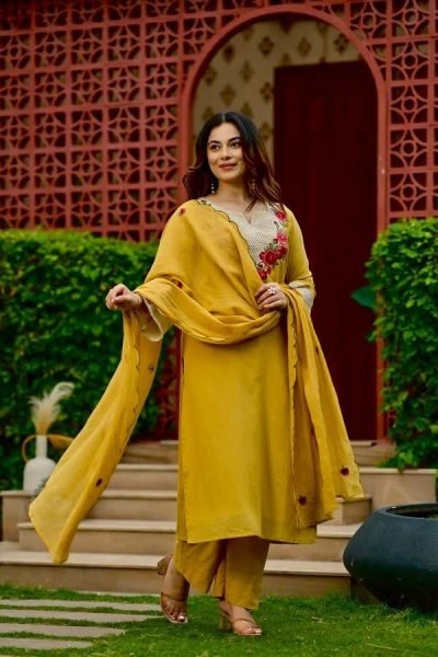 Bohemian Yellow Koral Crush Silk Kurti Pant Dupatta Set with Embroidery for Festival Wear Embroidery Kurtis 