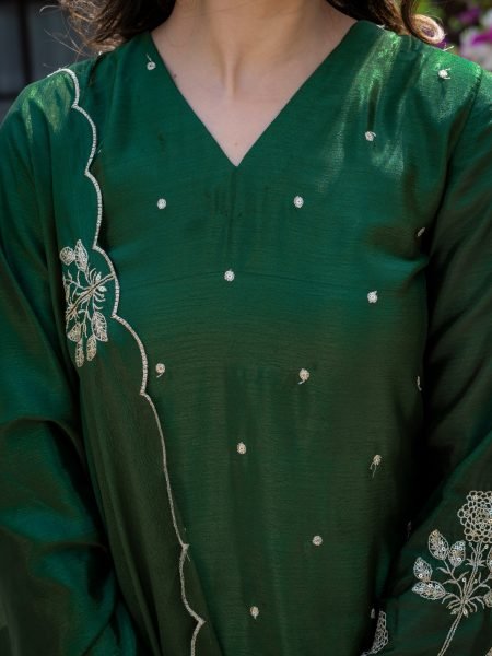 Breathtaking Green Stylish Embroidered Kurti Set with Chinnon Fabric for Ethnic Wear Collection Ready To Wear Collection
