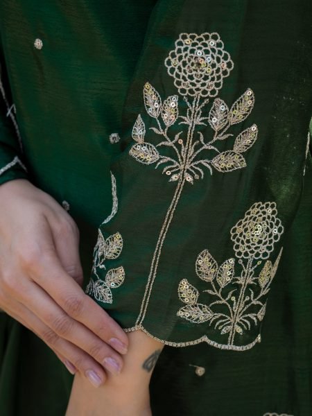 Breathtaking Green Stylish Embroidered Kurti Set with Chinnon Fabric for Ethnic Wear Collection Ready To Wear Collection