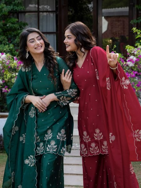 Breathtaking Green Stylish Embroidered Kurti Set with Chinnon Fabric for Ethnic Wear Collection Ready To Wear Collection
