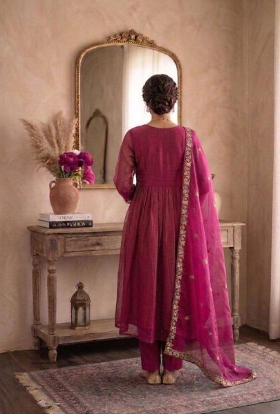 Bulk Fashion Supplier Hot Pink Embroidered Latest Fancy Palazzo Suit Lace Work Dupatta Ready To Wear Collection