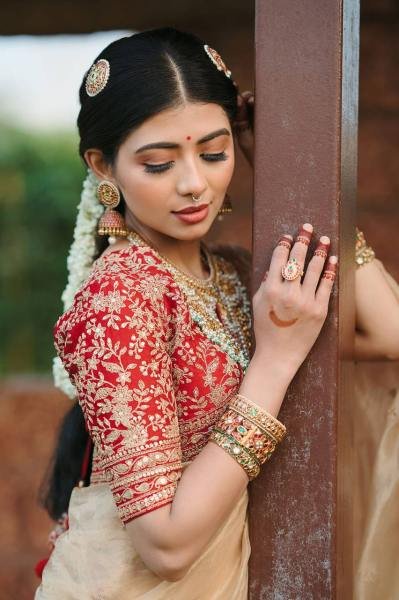 Buy Jimmy Choo Saree with Multi Thread Embroidered Blouse At Manufacturer Price JIMMY CHOO SAREE