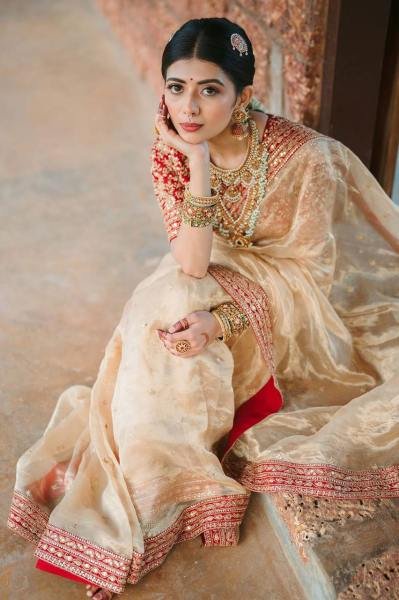 Buy Jimmy Choo Saree with Multi Thread Embroidered Blouse At Manufacturer Price JIMMY CHOO SAREE