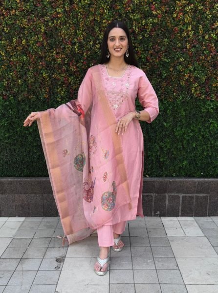 Buy Lightpink color Hand  work roman silk  Suit Set With Heavy Chanderi And Digital Print Dupatta  3 Piece Kurti Set
