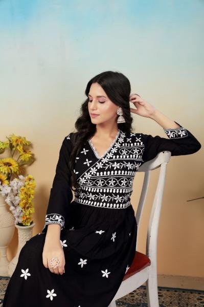 Buy Stylish Angrakha Chikankari Gown Pant Set Online At Best Price Lucknowi Chikankari Kurtis Wholesale
