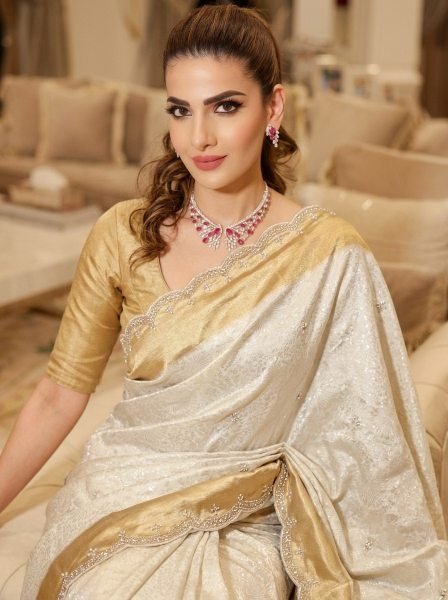 Captivating Cream Bridal Kanjivarm Silk Saree with Beads and Sequin Butta at Wholesale Rate Silk Sarees Wholesale