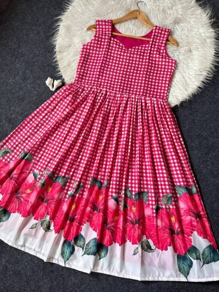 Captivating Pink Comfortable Maslin Gown with Checks Design for Casual Wear Western Ladies Top Wholesale