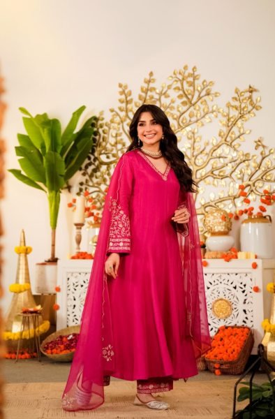 Charismatic Hot Pink Designer Viscose Chanderi Embroidered Kurti Set with Organza Dupatta Anarkali Kurtis 