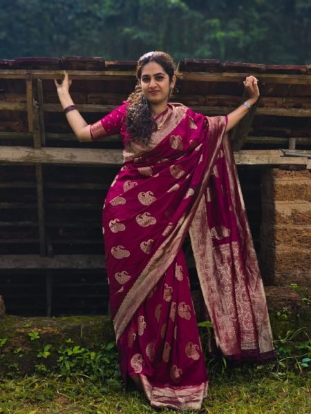 Charismatic Rani Pink Banarasi Soft Silk Saree with Luxury Traditional Ethnic Weaving Design Banarasi Saree Wholesale