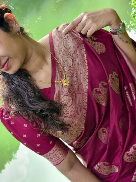 Charismatic Rani Pink Banarasi Soft Silk Saree with Luxury Traditional Ethnic Weaving Design Banarasi Saree Wholesale