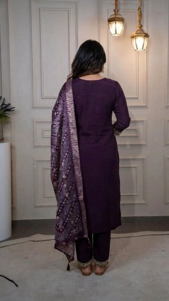 Charismatic Roman Silk Embroidered Plus Size Kurti with Chanderi Butti Dupatta Set for Women Plus Size Kurti / Gown