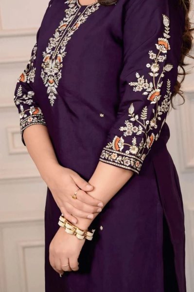 Charismatic Roman Silk Embroidered Plus Size Kurti with Chanderi Butti Dupatta Set for Women Plus Size Kurti / Gown