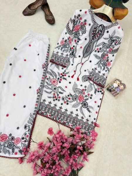 Charismatic White Kurti Palazzo Set with Thread Embroidery and Latkan Neck CO ORD Sets