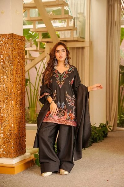 Charming Black Heavy Rayon Farshi Palazzo Suit with Intricate Thread Work Ready To Wear Collection