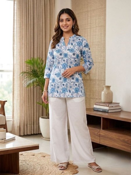 Charming Blue Floral Print Short Kurti and Flared Palazzo 2-Piece Co-ord Set Kurtis