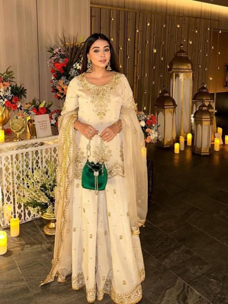 Charming Chinnon Silk 5mm Sequins   Zari Embroidery     Designer Kurti Plazzo Set Festivals at Wholesale Price 