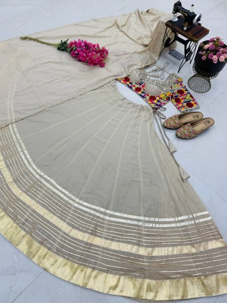 Charming Cream Designer Mal Mal Cotton Lehenga Set with Real Mirror Work For Navratri Wear Navratri Lehnega Choli