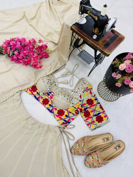 Charming Cream Designer Mal Mal Cotton Lehenga Set with Real Mirror Work For Navratri Wear Navratri Lehnega Choli