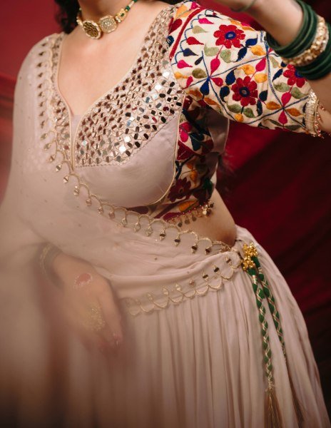 Charming Cream Designer Mal Mal Cotton Lehenga Set with Real Mirror Work For Navratri Wear Navratri Lehnega Choli