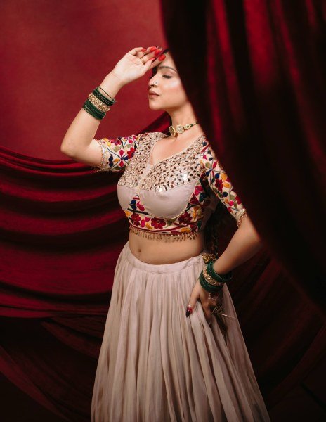 Charming Cream Designer Mal Mal Cotton Lehenga Set with Real Mirror Work For Navratri Wear Navratri Lehnega Choli