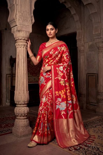 Charming Red Hand Dyed Silk Saree with Weaving Pattern for Ethnic Wear Silk Sarees Wholesale