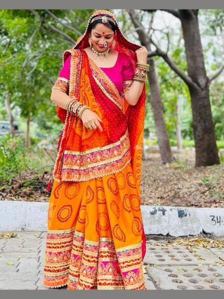 Chiffon Saree with Beautiful Half Bandhani Pure Chiffon Sarees Wholesale