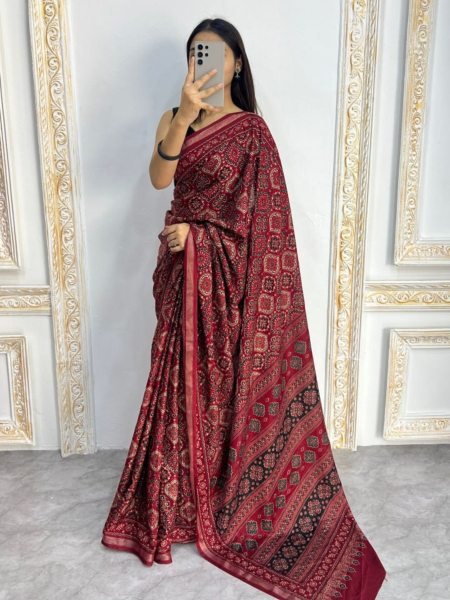Classic Red Mal Cotton Saree with Traditional Pattern and Soft Fabric Printed Cotton Sarees Wholesale