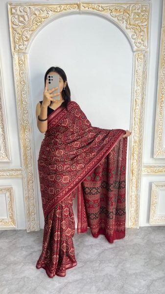 Classic Red Mal Cotton Saree with Traditional Pattern and Soft Fabric Printed Cotton Sarees Wholesale