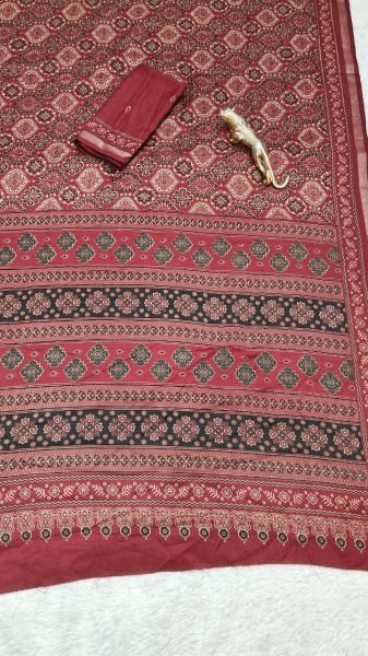 Classic Red Mal Cotton Saree with Traditional Pattern and Soft Fabric Printed Cotton Sarees Wholesale