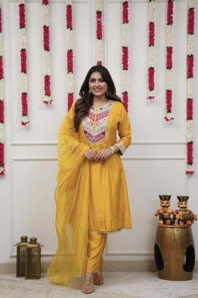 Classic Yellow Color Chanderi Kurti Pant Dupatta at Manufacturer Rate Anarkali Kurtis 