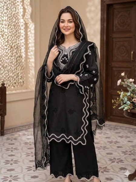 Classy Black Designer Pakistani Suit Set for Wedding and Party Wear Ready To Wear Collection