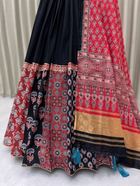 Classy Black Lehenga Choli Set with Embroidered Look Dupatta Garba Nights Wear Navratri Lehnega Choli