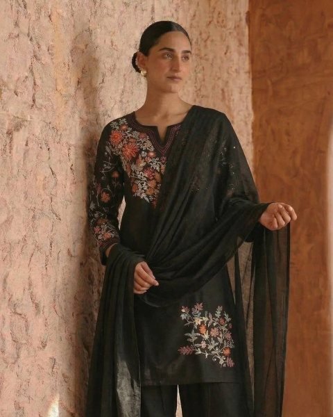 Classy Black Roman Silk Farshi Salwar Suit Set Using Embroidery Work In Kurta for Women Ready To Wear Collection