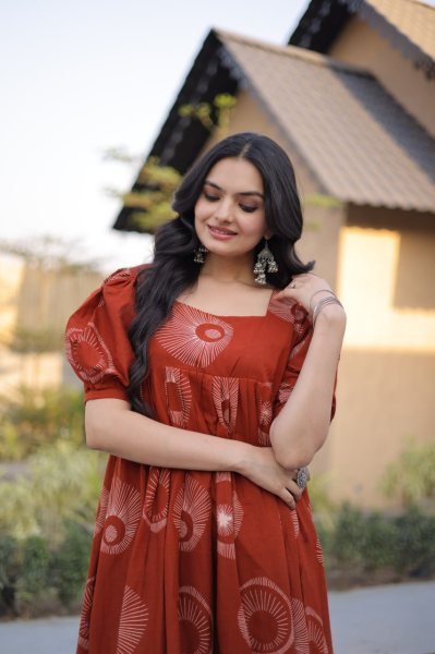 Classy Orange Cotton Long Kurti with Puff Sleeves and Square Neck for Women Printed Kurtis